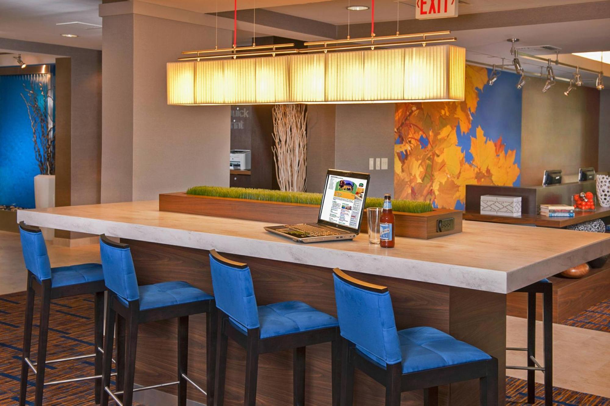 Hotel Courtyard By Marriott Frederick Restaurant foto