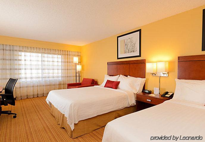 Hotel Courtyard By Marriott Frederick Zimmer foto