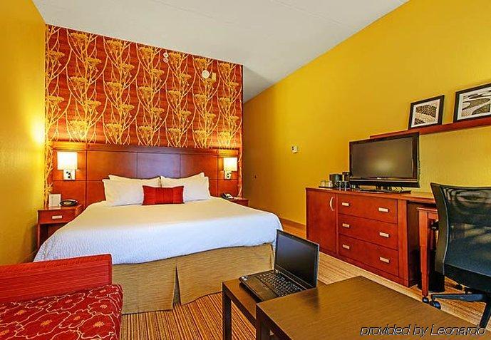 Hotel Courtyard By Marriott Frederick Zimmer foto